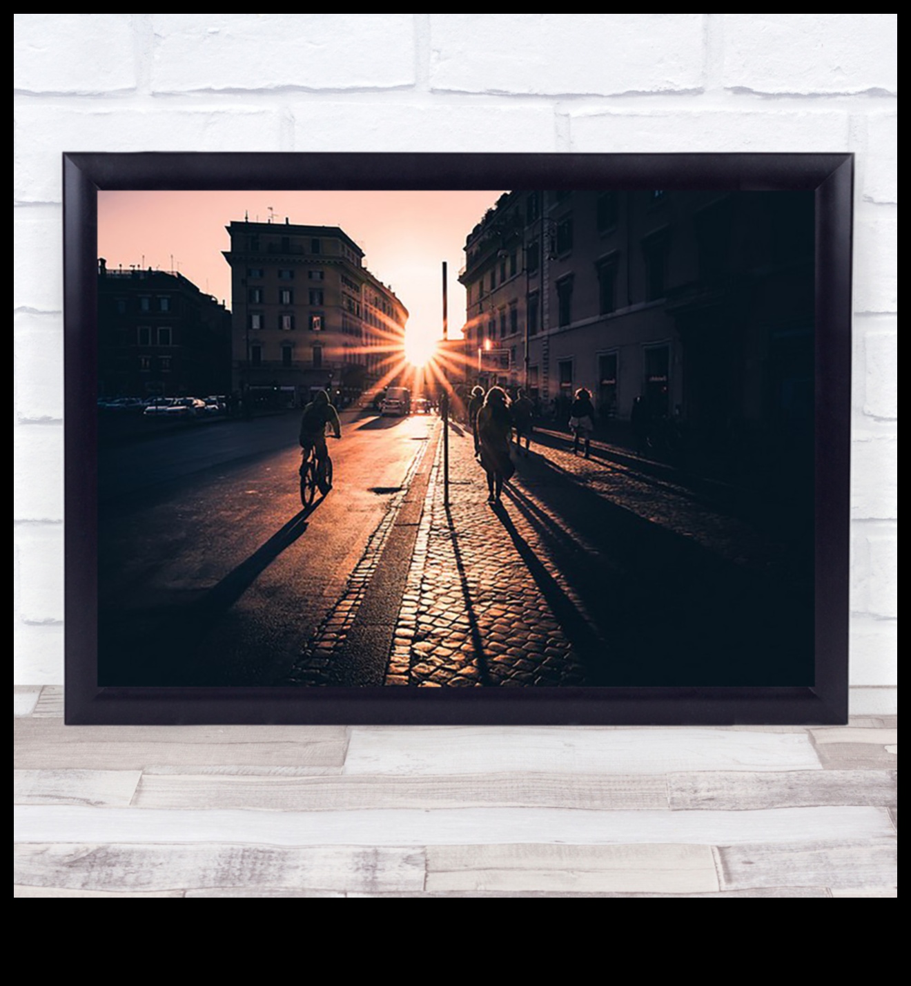 Δρόμοι και σκιές που παίζουν με το φως στα σχέδια της πόλης 4 Streets and Shadows: Playing with Light in City Drawings