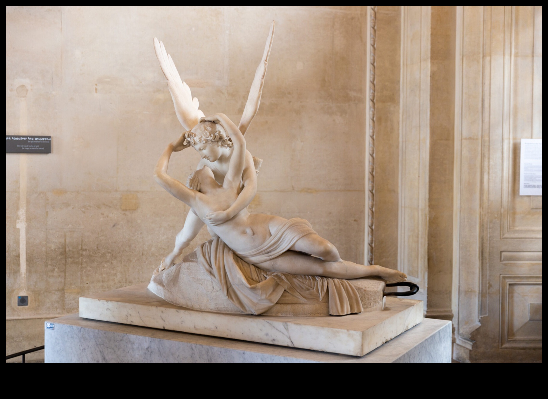 Marble Mastery The Ethereal Beauty of Neoclassical Statuary 2 Marble Mastery: The Ethereal Beauty of Neoclassical Statuary
