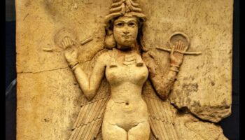 Babylonian Brilliance: Mesopotamian Art's Flourishing Epochs