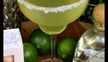 Margarita Madness: Shake Up Your Mexican Cocktail Game