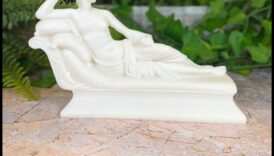 Sculpted Serenity Διαχρονική όμορφη εμφάνιση στη μεσαιωνική έργο τέχνης 6 Sculpted Serenity: The Timeless Beauty of Medieval Artistic Figures