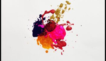 Splash and Stipple: Δημιουργία υφής και βάθους σε μελάνι