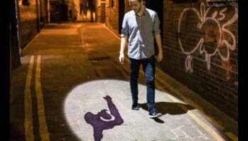 Streets and Shadows: Playing with Light in City Drawings